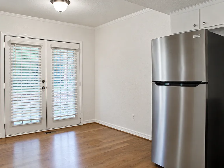 1724 Lionsgate Cir — Photo 9