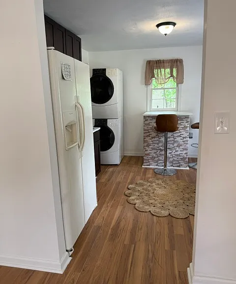 410 Brewer Ave — Photo 11