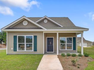 59 Elderberry St, Freeport, FL 32439