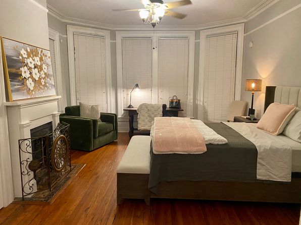 223 W Waldburg St #A