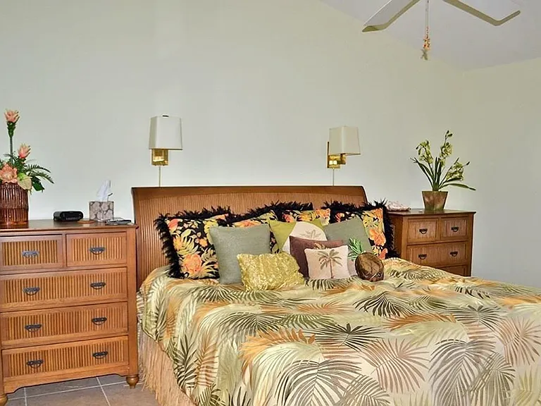 5635 Turtle Bay Dr #6 — Photo 13
