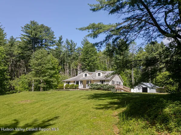 534 Collins Street, Hillsdale, NY 12529