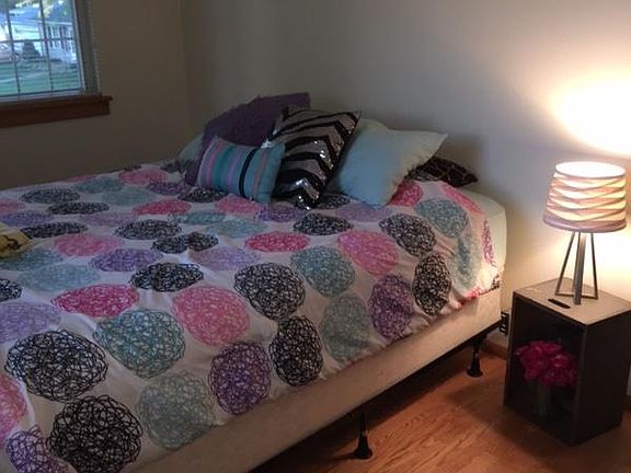 bedrooms have hardwood flooring