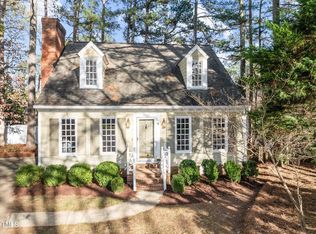 7132 Sandringham Dr, Raleigh, NC 27613