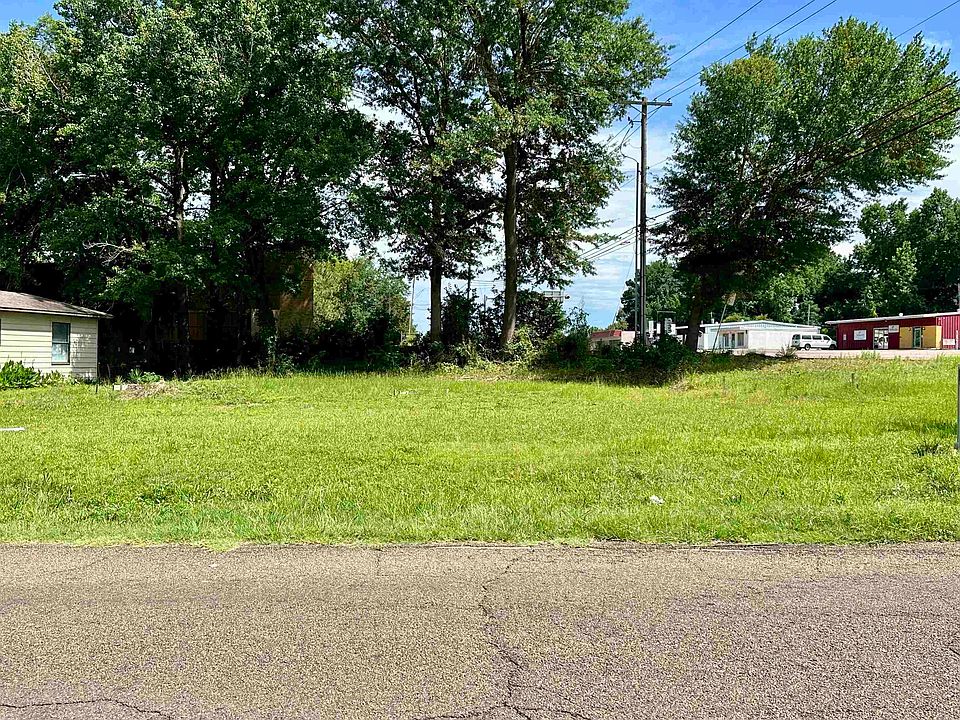 1st image of 100 E Pirate Ave