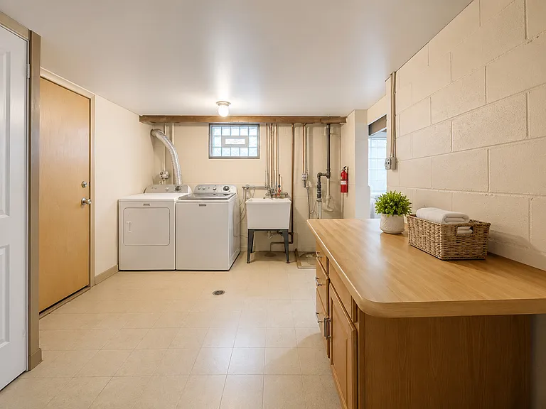 4425 Prairie Ave #C — Photo 21
