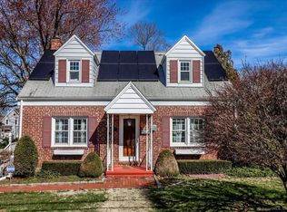 720 Jewett Ave, Bridgeport, CT 06606