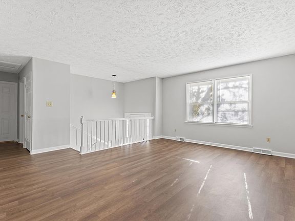 4th image of 3404 Tishoff Ct #B
