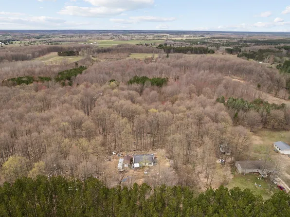 5777 E 18th Rd, Manton, MI 49663