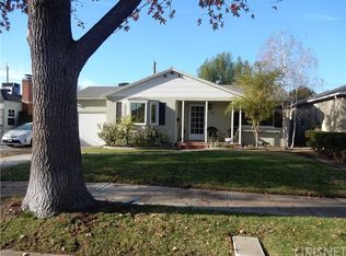 725 N Griffith Park Dr, Burbank, CA 91506