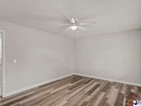 5th image of 1425 Aaron Cir