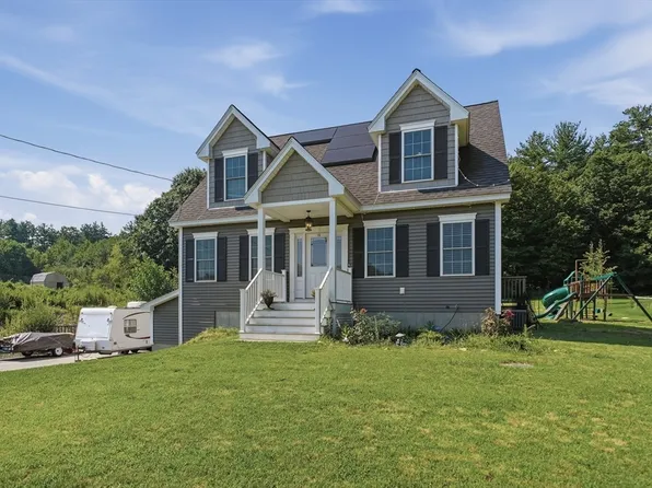 176 Oakham Rd, Barre, MA 01005