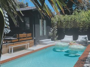 4713 Don Pio Dr, Woodland Hills, CA 91364