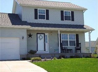 8681 Robin Dr, Erie, PA 16509