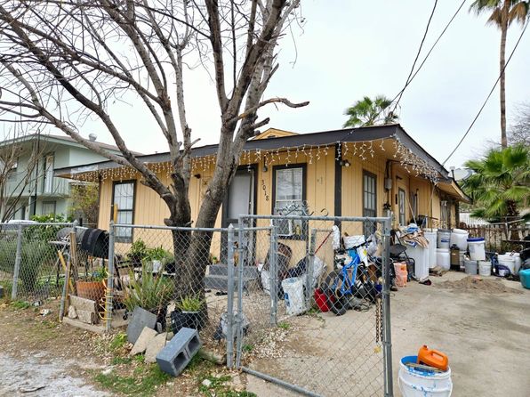 laredo-texas-49618133 picture