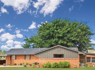 311 Spurlin Dr, Sayre, OK 73662