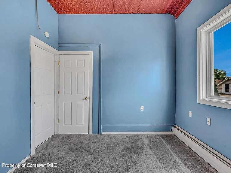 1200 Main St — Photo 17