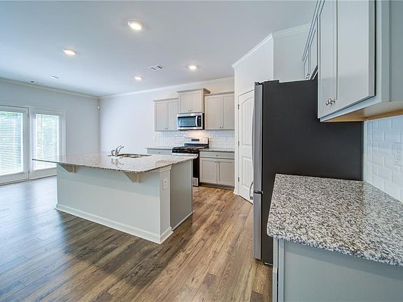 5th image of 4882 Golden Finch Ln