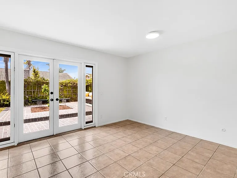 33051 Christina Dr — Photo 19