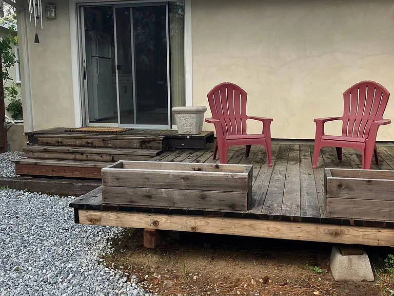 Northridge Dr — Photo 10