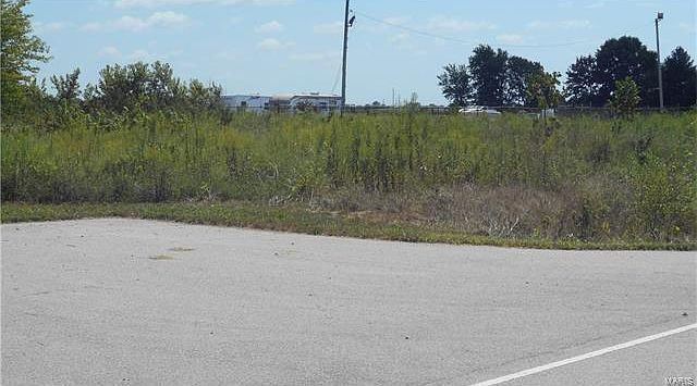 2nd image of 6905 Godfrey Rd