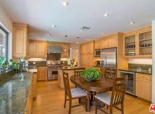 13037 Magnolia Blvd, Sherman Oaks, CA 91423