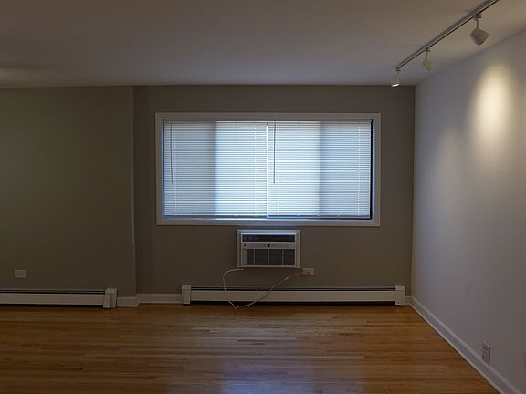 5th image of 5300 N Sheridan Rd APT 511