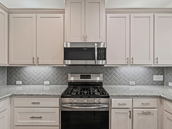 5th image of 3012 Gaylord Dr