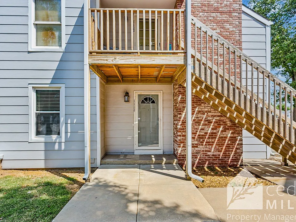 1717 S Cypress St #1112