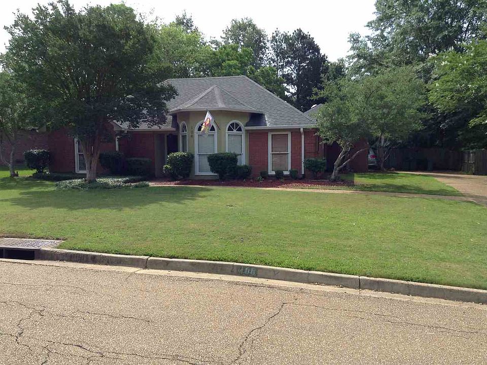 1st image of 106 Glenwood Dr