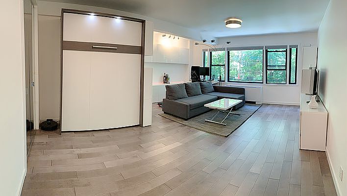 1st image of 55 E 9th St APT 1B