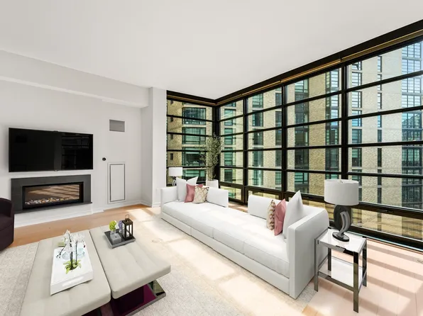 580 Washington St #8C, Boston, MA 02111