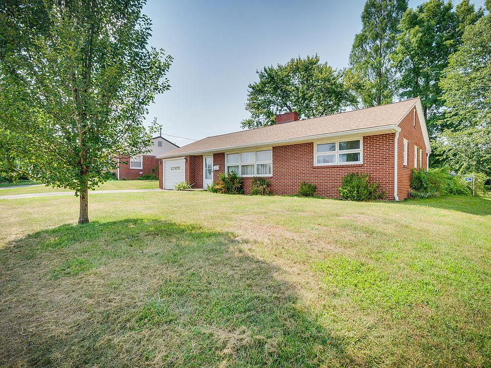 833 Carlisle Dr, Kingsport, TN 37660 Zillow