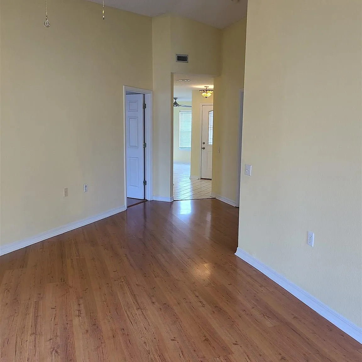 3 bed, 2.0 bath, 1331 sqft, $1,850 — Photo 3