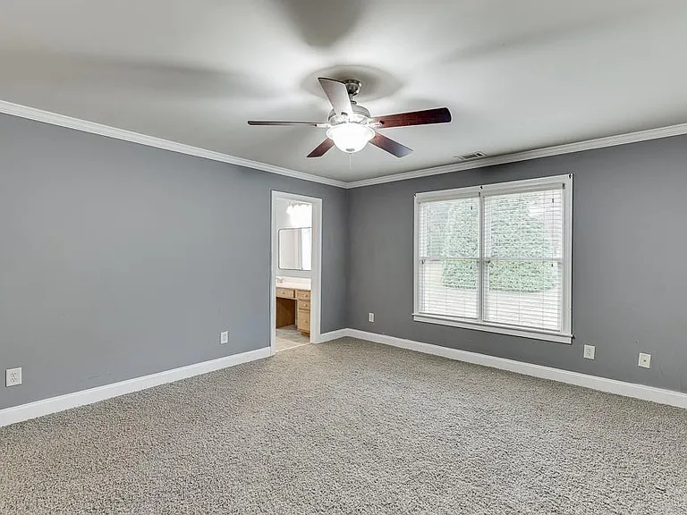 940 Chateau Forest Rd — Photo 52
