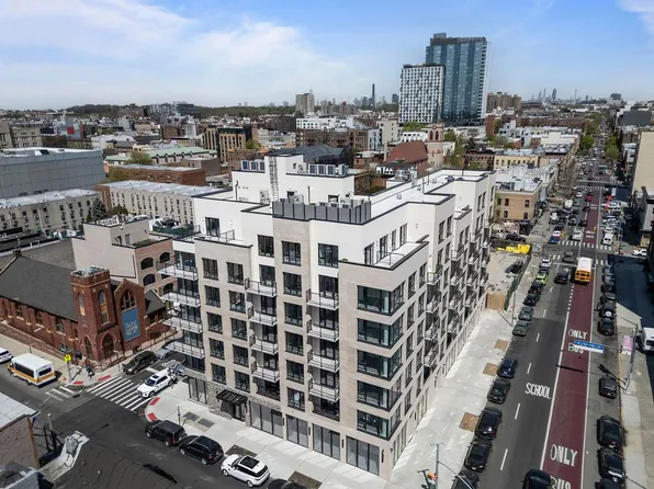 2602 Snyder Avenue image 31 of 33