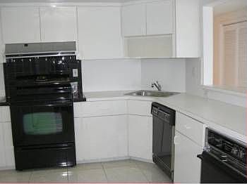 4th image of 3800 Galt Ocean Dr APT 1415