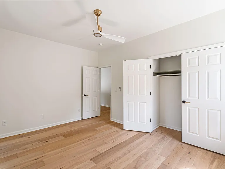 5 Silverbell Ct — Photo 31