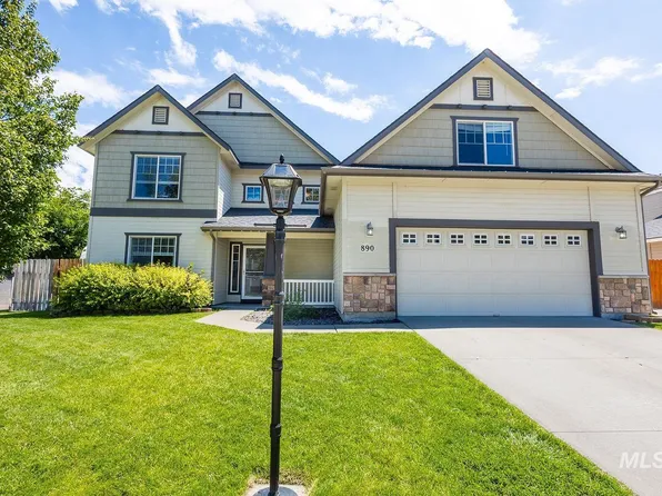 890 N Oxwich Ave, Meridian, ID 83642