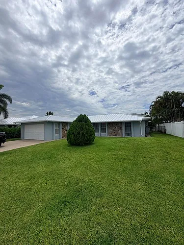 2601 W Carandis Rd Photo 1