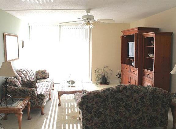 5th image of 3460 N Key Dr APT 403