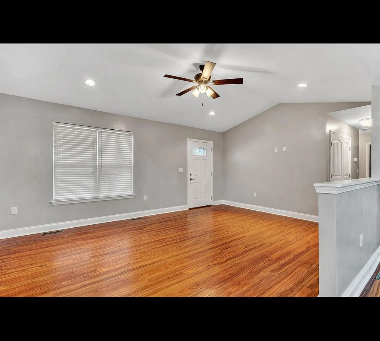 3 bed, 1200 sqft, $1,990 — Photo 3