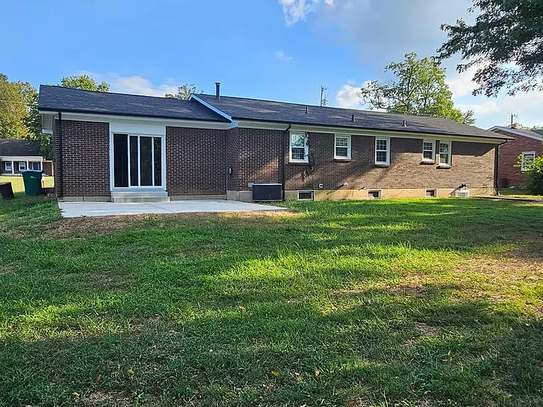 395 W Crocus Dr — Photo 29