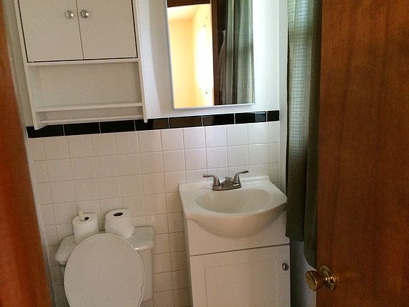 Half bath connected to MBR
