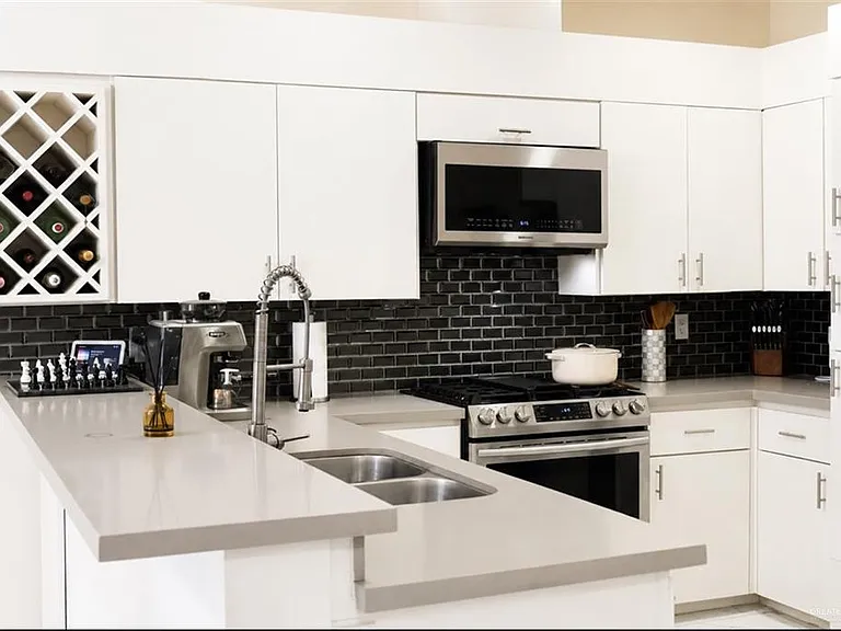 310 Rio Grande Dr — Photo 10