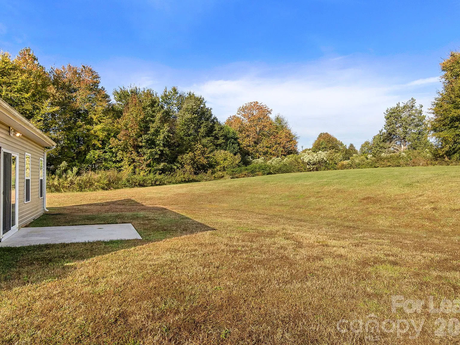 4 bed, 2.5 bath, 2193 sqft, $2,150 — Photo 4
