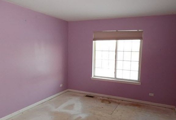 3rd image of 1057 S Greywall Dr