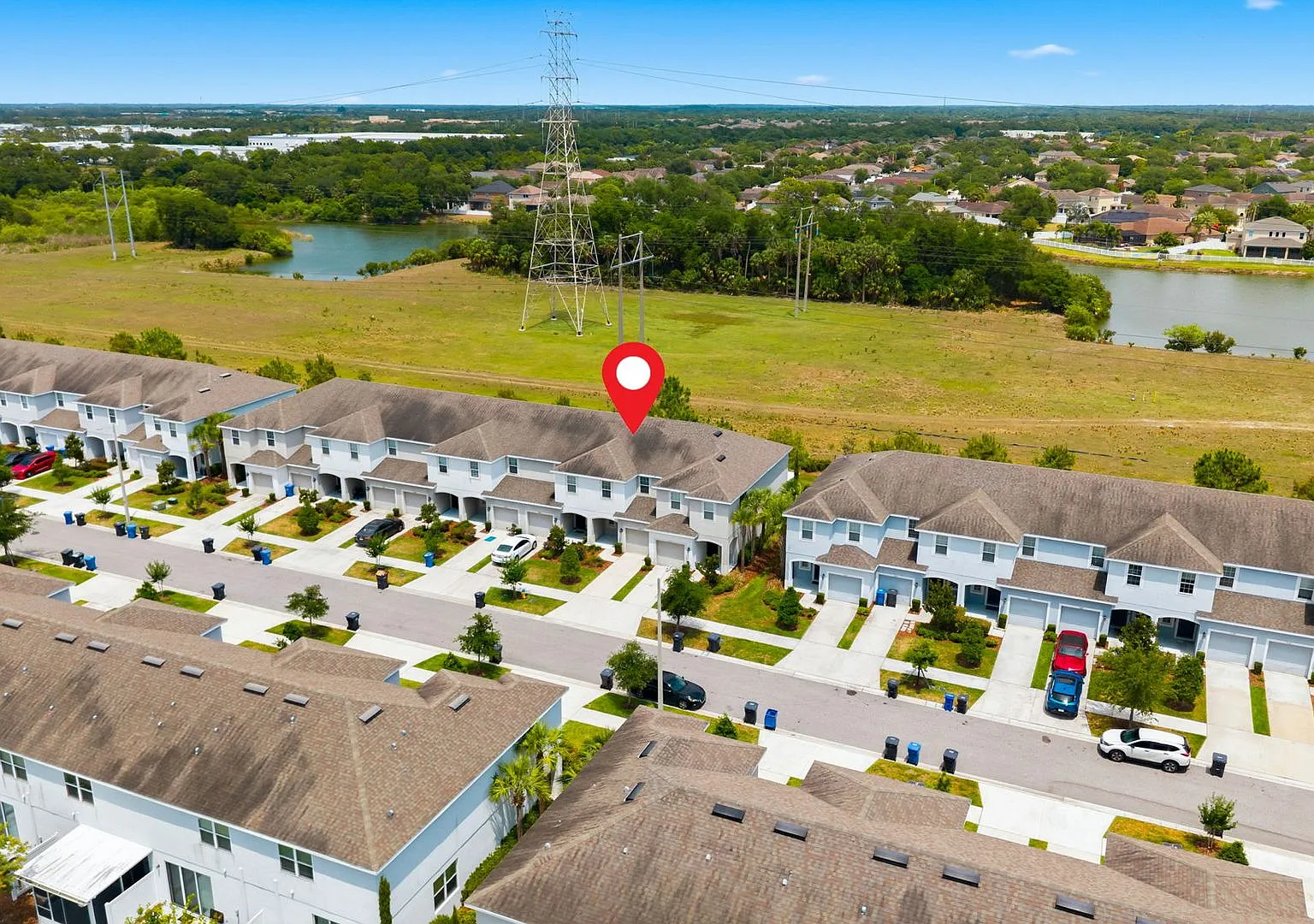 Townhome in Great Location! — Photo 3