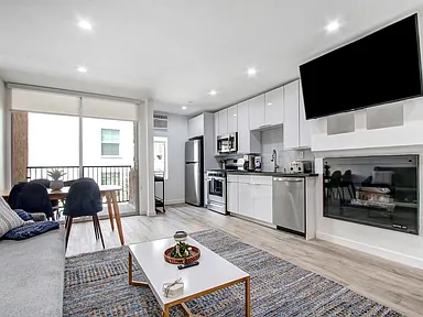 2 Bedroom, 2 Bath