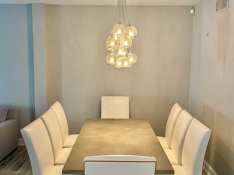 15 Riviera Dr — Photo 6